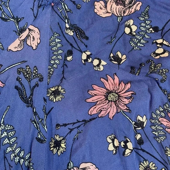 Lulu’s Long Sleeve Floral Dress • Size Medium • NWT - Picture 5 of 6